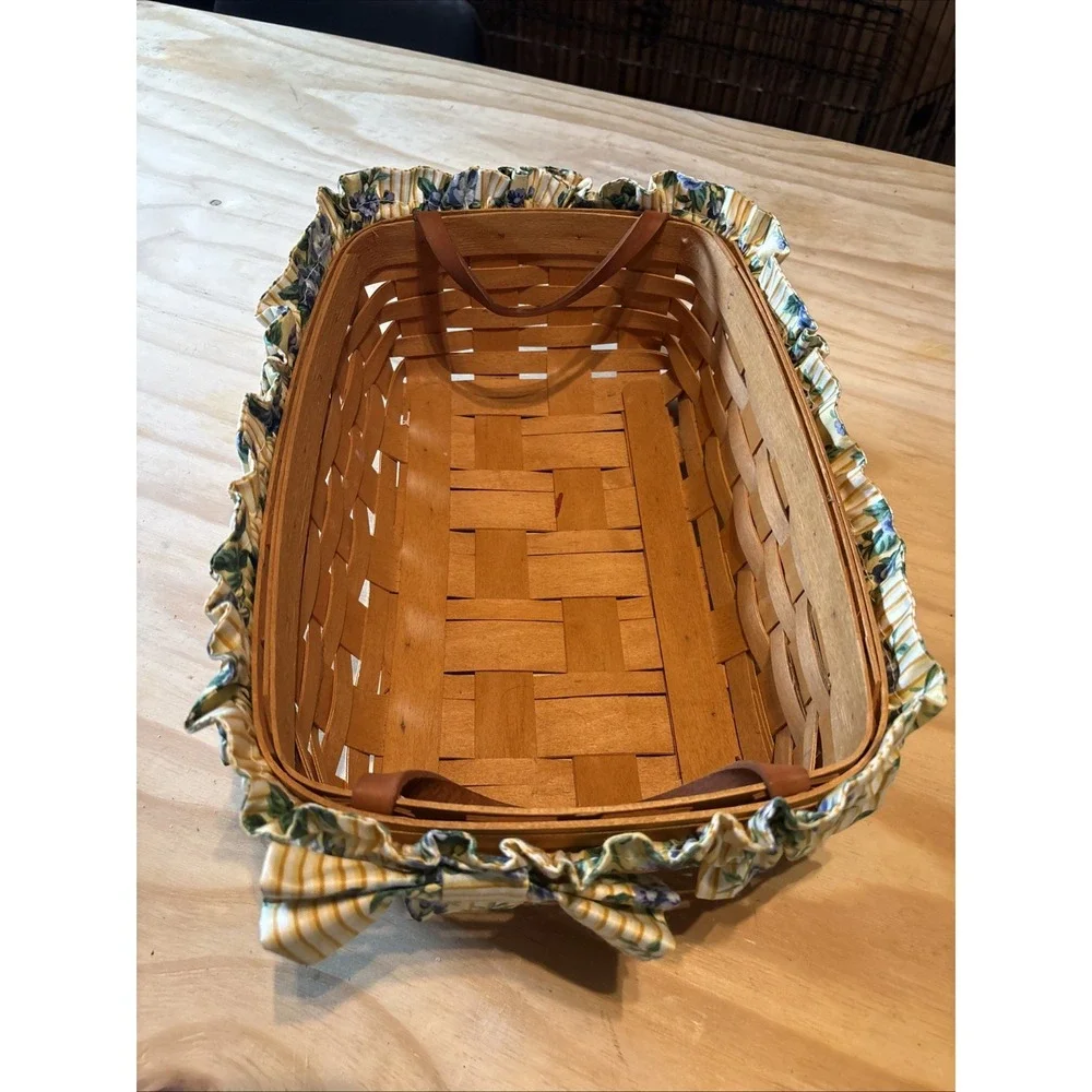Longaberger 1997 Hand Woven Basket W/ Flower Scrunch  Ribbon 8x14